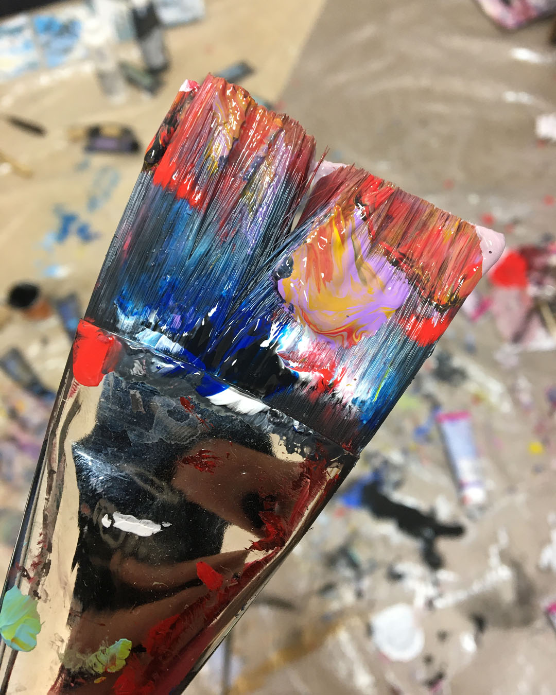 close-up-of-paint-brushes-studio-process-ennios-eros-giogos-artistic-creation